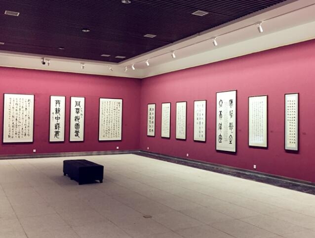 “工投杯”職工書畫攝影展在崔振寬美術館開展